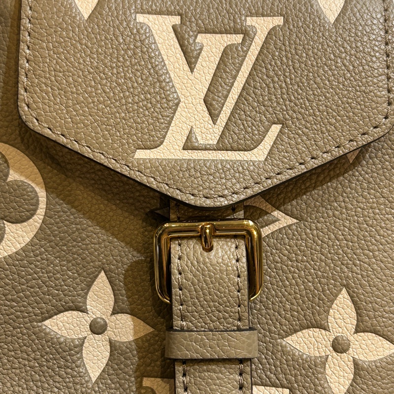 LV M80738 Tiny 雙色斑鳩灰色Monogram Empreinte 多功能後背包-3