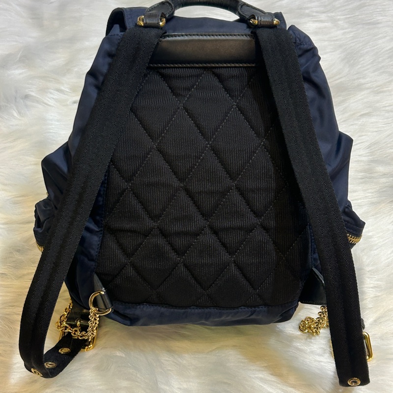 BURBERRY 經典The Rucksack 大款軍旅後背包-1