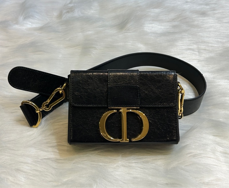 DIOR 30 Montaigne 肩背手提包 M9204UMOS 黑金-0