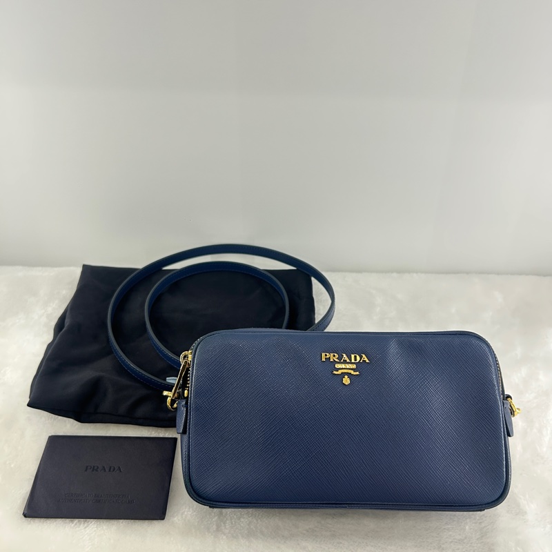 PRADA 防刮牛皮相機包-0