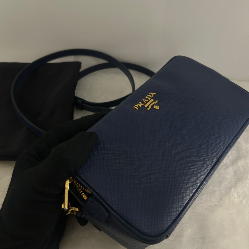PRADA 防刮牛皮相機包-7