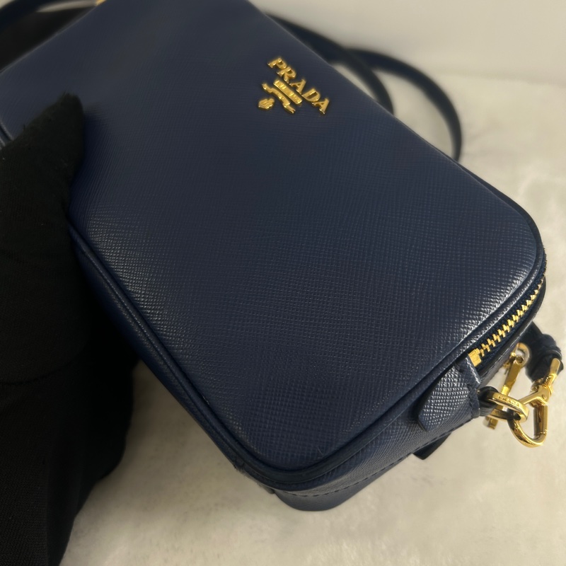 PRADA 防刮牛皮相機包-8