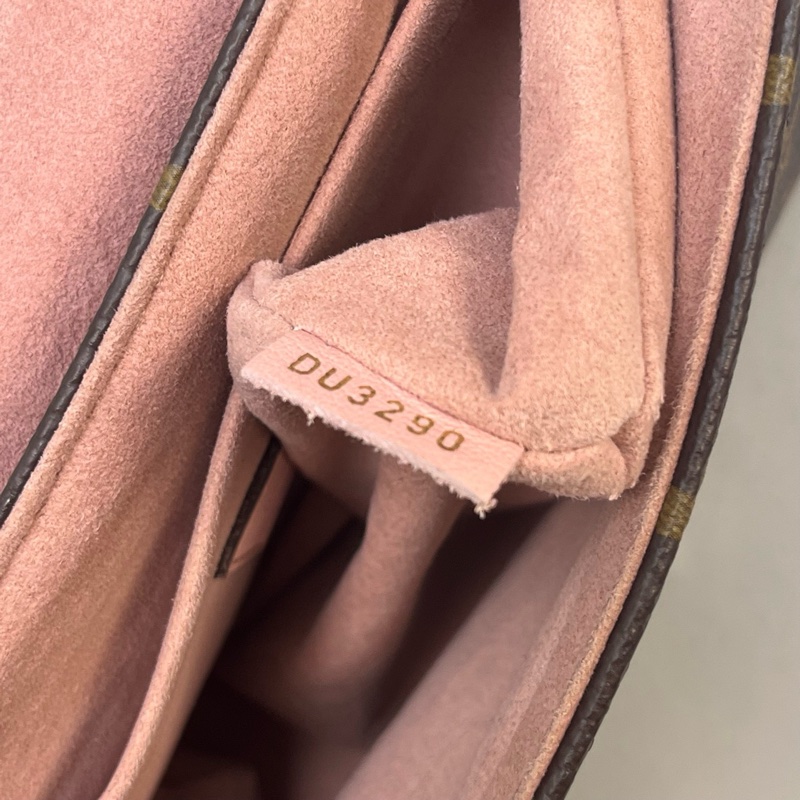 98新LV路易威登locky粉色BB   尺寸21*17*7.5-7