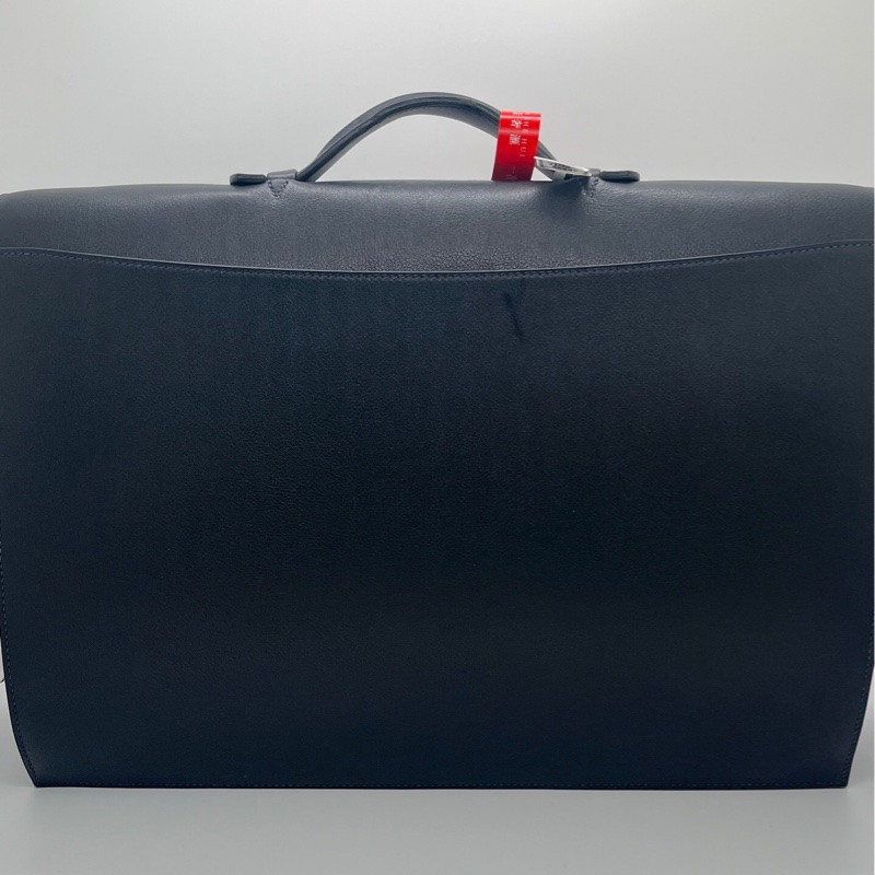 二手愛馬仕Sac à Dépêches公文包，Togo皮材質，銀扣，包面有壓印，手柄邊角磨損-1