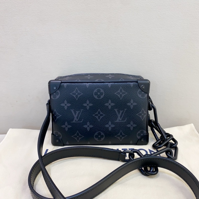 Lv路易威登 Mini Soft Trunk 黑色 男女同款 老花鏈條包相機包盒子包 20年編碼-1