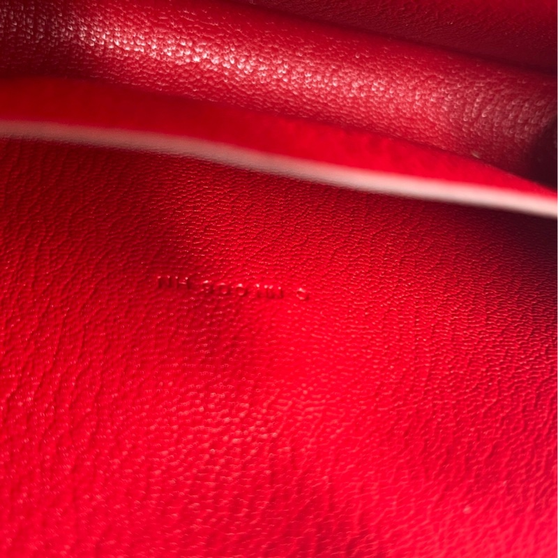 Hermes/愛馬仕 chic16 銀扣，國旗紅，D刻16*2*13.5-7