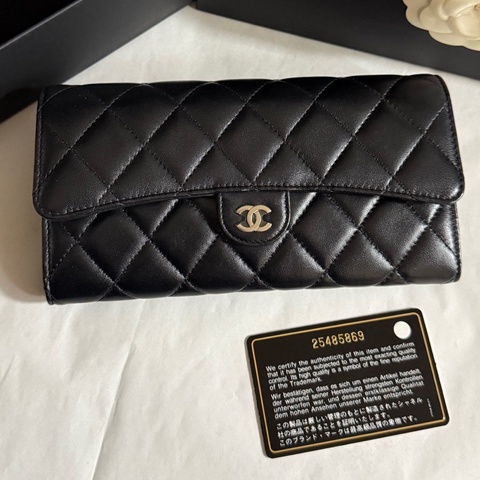 99新chanel香奈兒  黑色銀扣黑銀CF錢包長款錢夾卡包 25開有卡 盒子塵袋