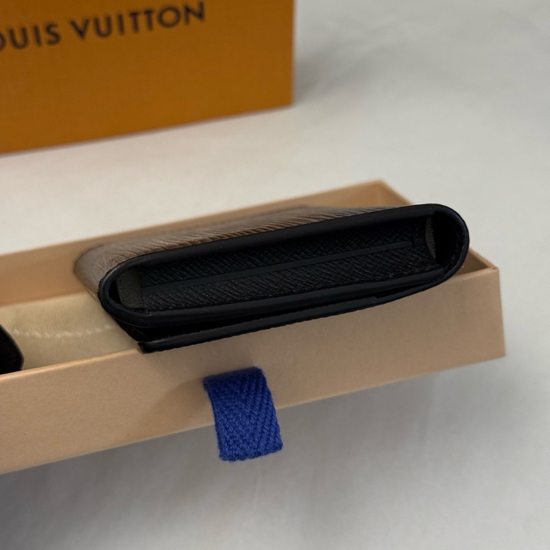 閒置未使用 Louis Vuitton路易威登黑色水波紋卡包錢包零錢包 芯片款盒子塵袋-2