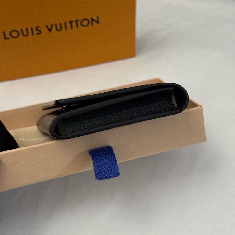 閒置未使用 Louis Vuitton路易威登黑色水波紋卡包錢包零錢包 芯片款盒子塵袋-3
