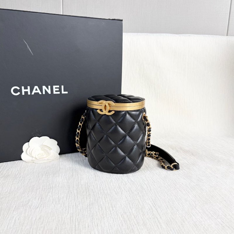 Chanel 手工坊系列復古圓筒包 芯片款 黑色 金扣 黑金 羊皮 10*12*8  99新配件肩帶 塵袋-2