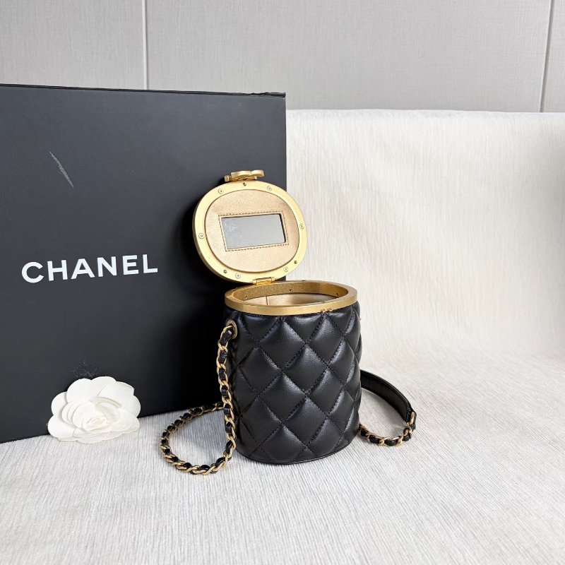 Chanel 手工坊系列復古圓筒包 芯片款 黑色 金扣 黑金 羊皮 10*12*8  99新配件肩帶 塵袋-5