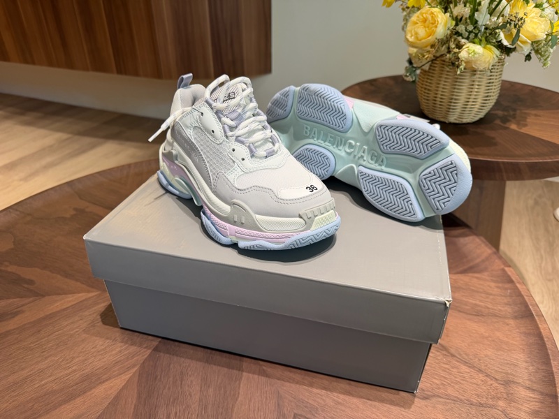 全新女鞋！巴黎世家 Balenciaga triple s sneaker 老爹鞋/運動鞋-0