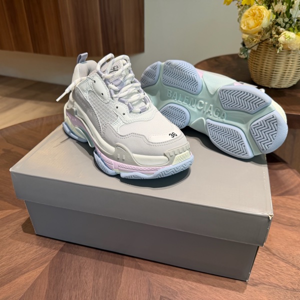 全新女鞋！巴黎世家 Balenciaga triple s sneaker 老爹鞋/運動鞋-5