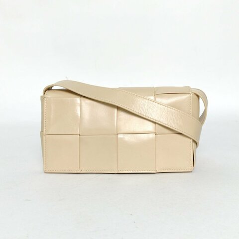 BOTTEGA VENETA 米色牛皮Cassette19斜挎包肩背包
