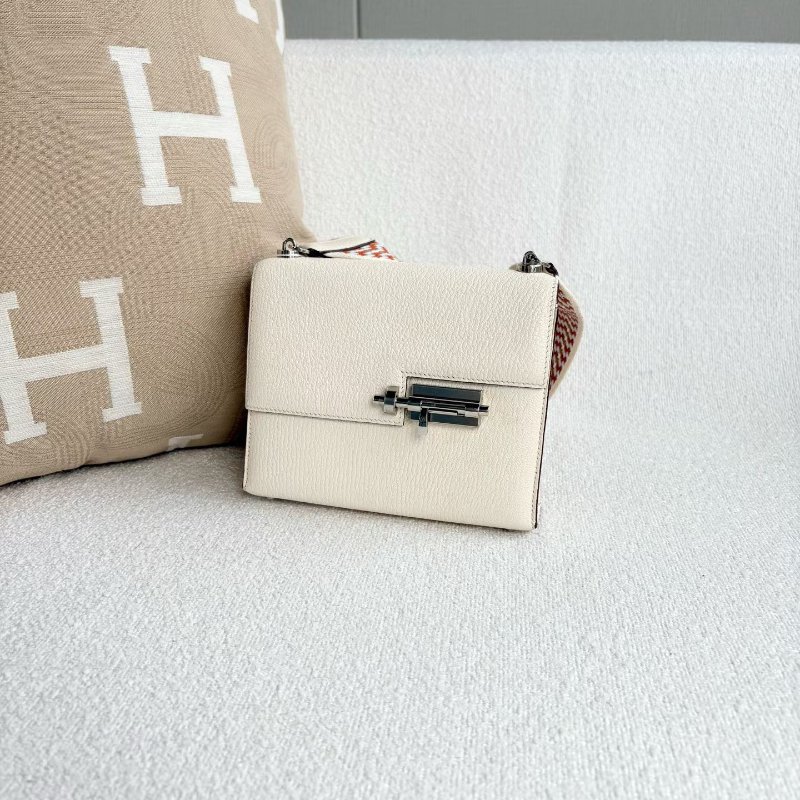 Hermes  verrou17手槍插銷包 奶油白 山羊皮 銀扣17*14*4.5 98新配件塵袋購證-2