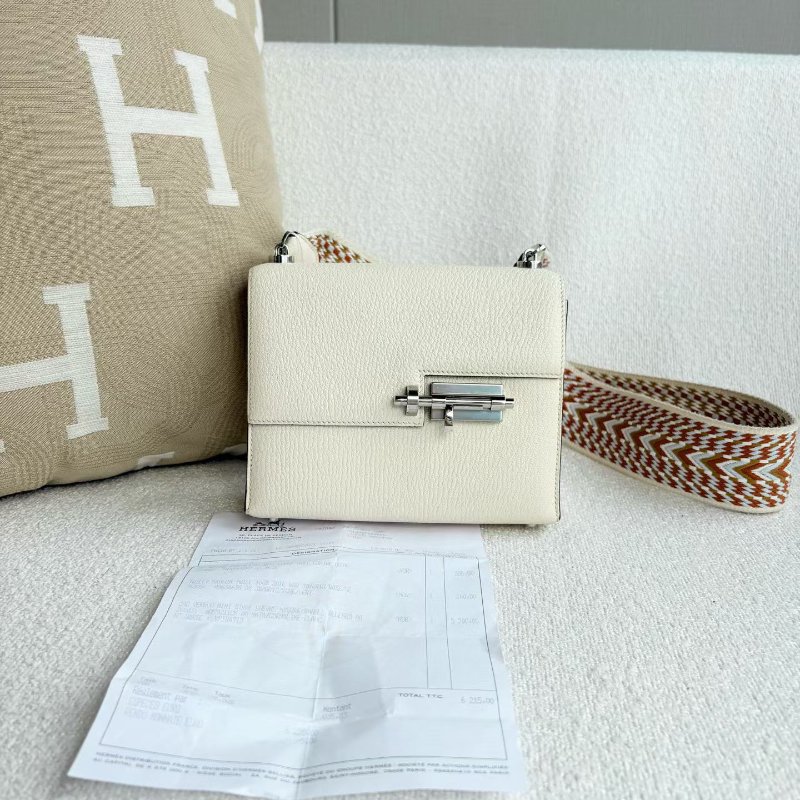 Hermes  verrou17手槍插銷包 奶油白 山羊皮 銀扣17*14*4.5 98新配件塵袋購證-3
