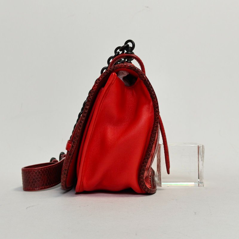 BOTTEGA VENETA 紅色羊皮鎢鋼扣編織拼皮斜跨包肩背包-3