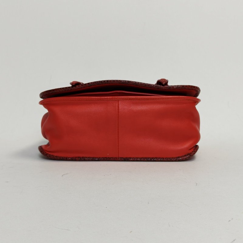 BOTTEGA VENETA 紅色羊皮鎢鋼扣編織拼皮斜跨包肩背包-4