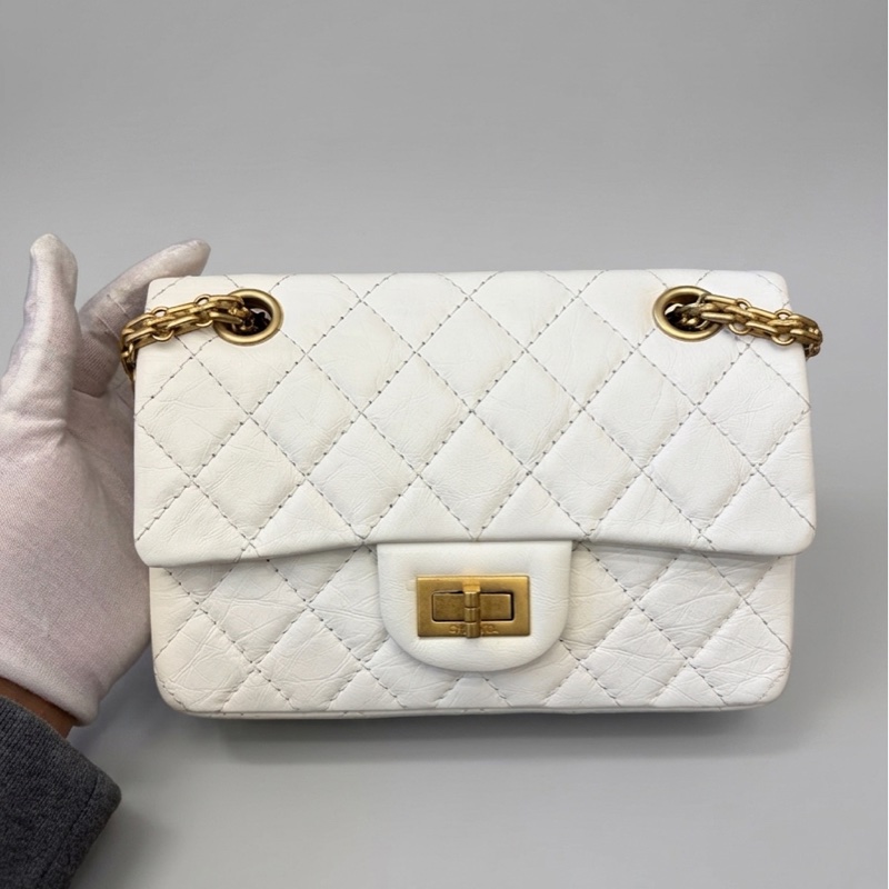 Chanel/香奈兒 白色牛皮2.55mini 晶片款  尺寸：20*13*7-5