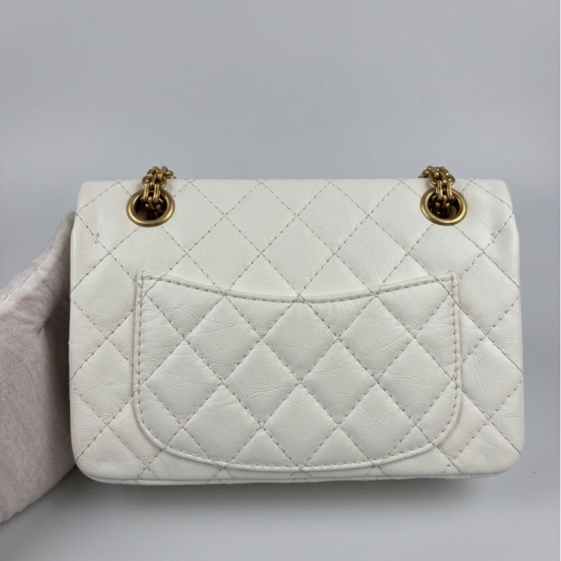 Chanel/香奈兒 白色牛皮2.55mini 晶片款  尺寸：20*13*7-7