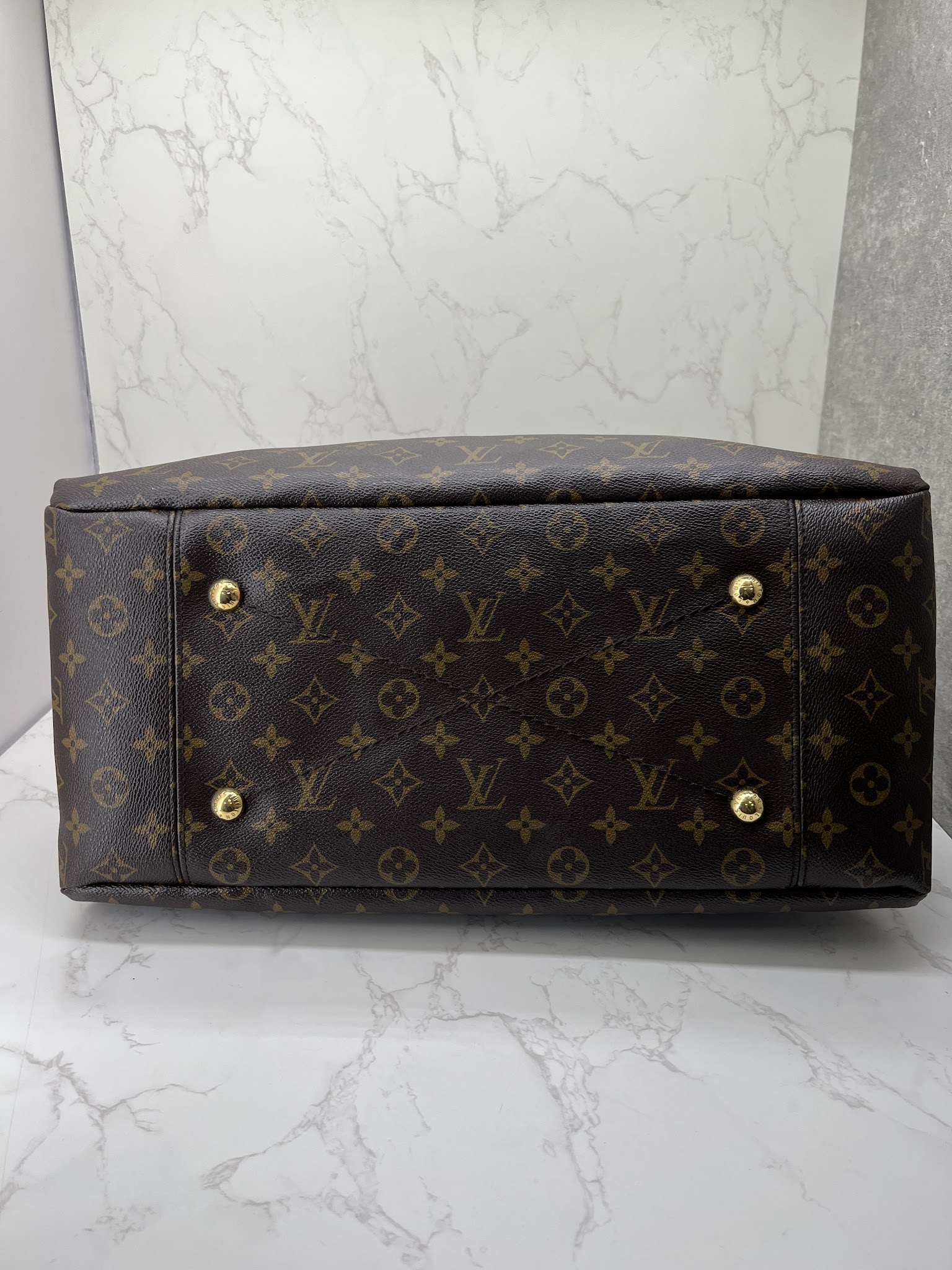 香緹國際精品 LV Artsy 單肩包 979-7
