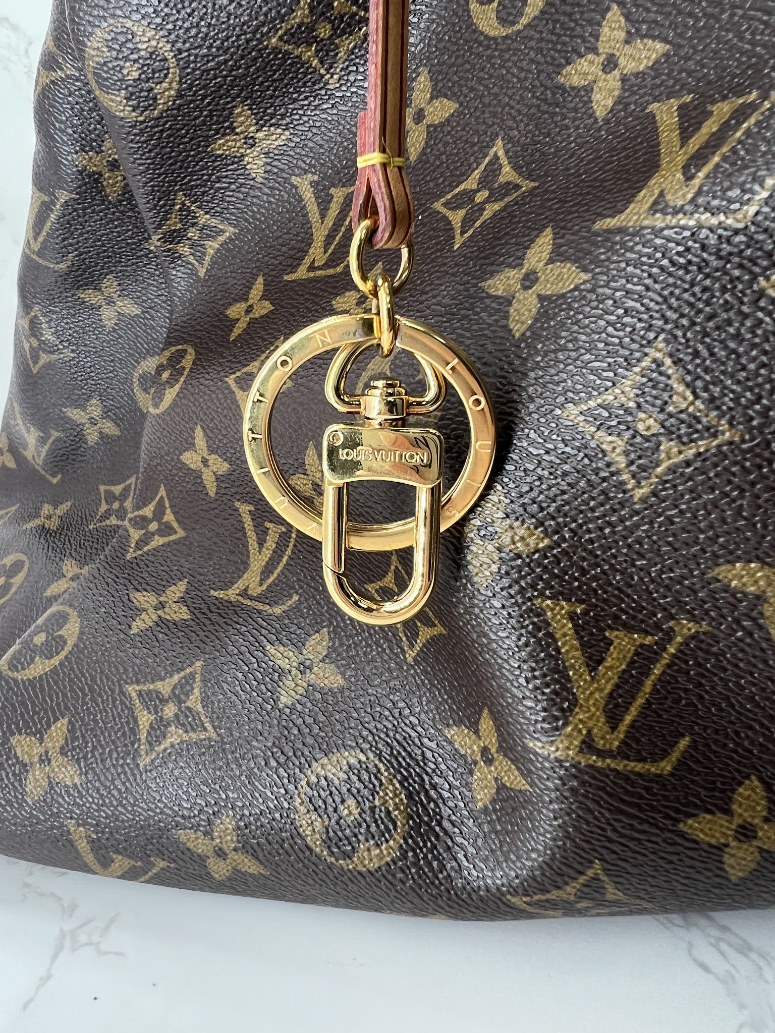 香緹國際精品 LV Artsy 單肩包 979-15
