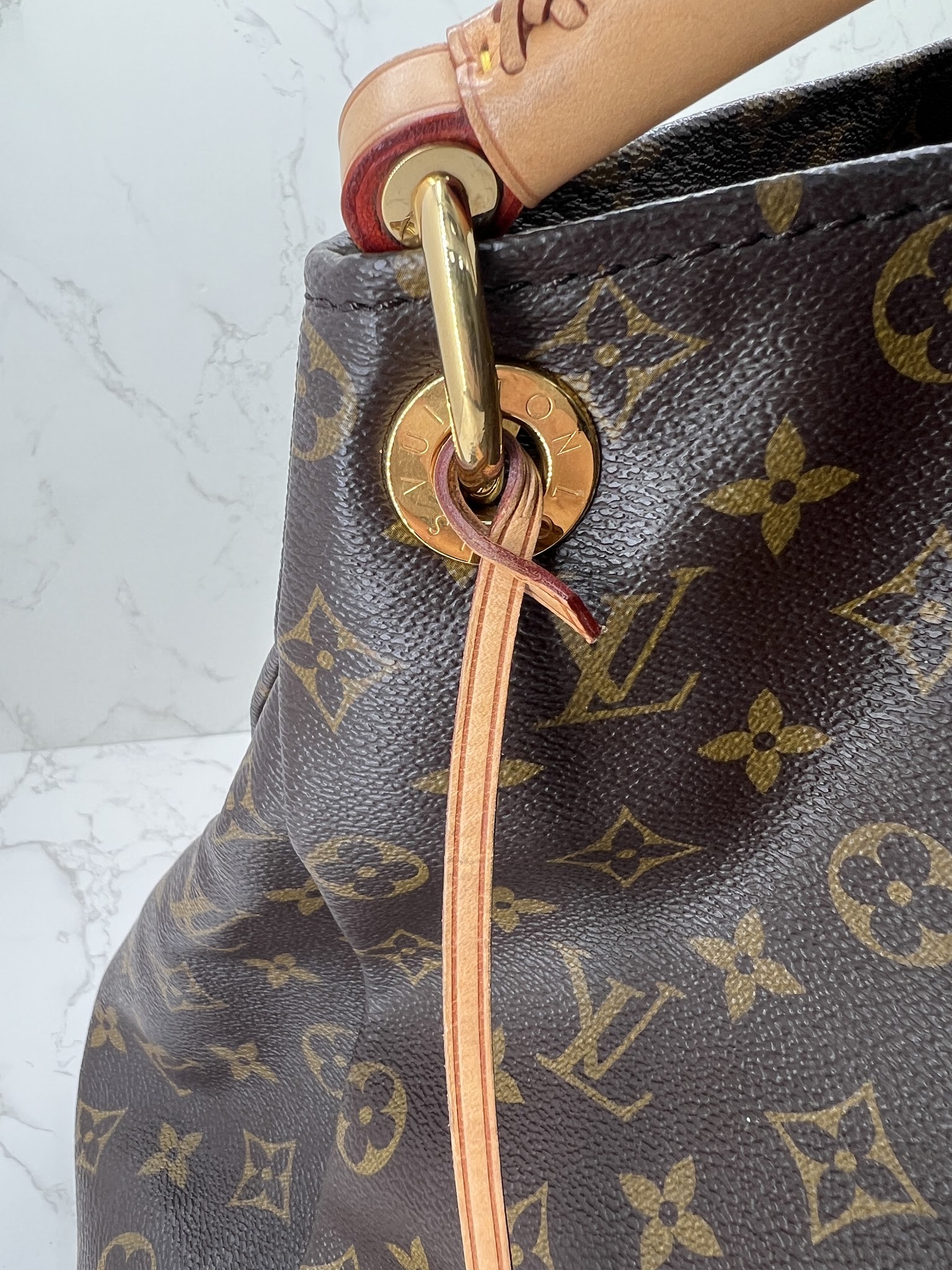 香緹國際精品 LV Artsy 單肩包 979-16