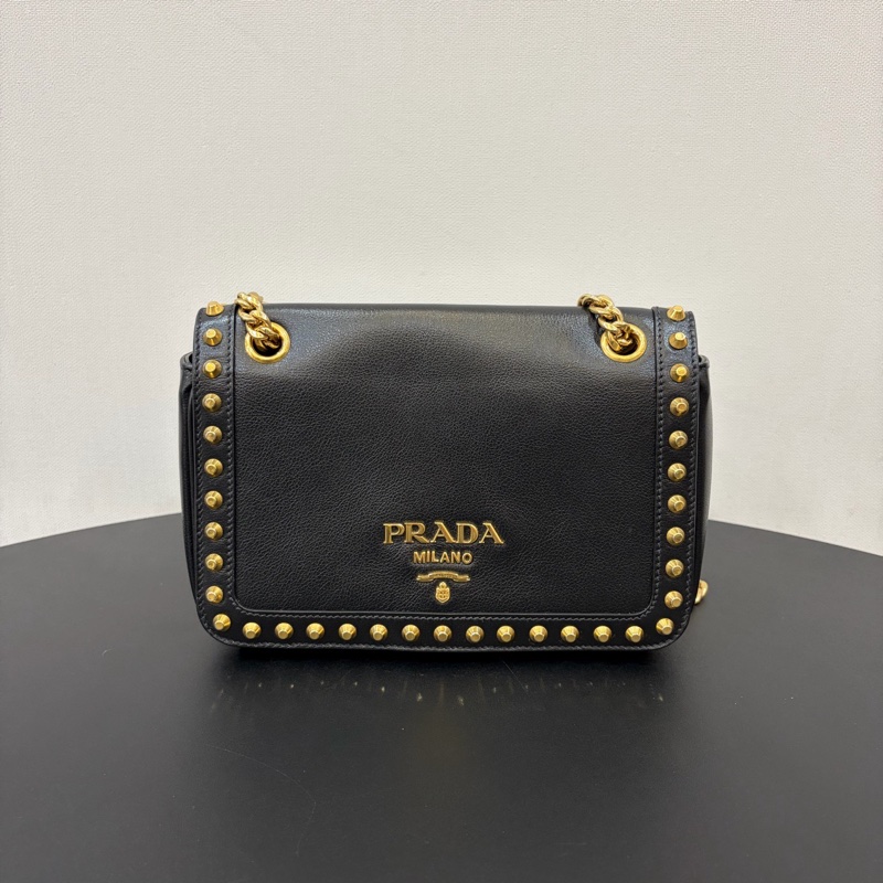 Prada/普拉達 金色鉚釘單肩斜挎包-0