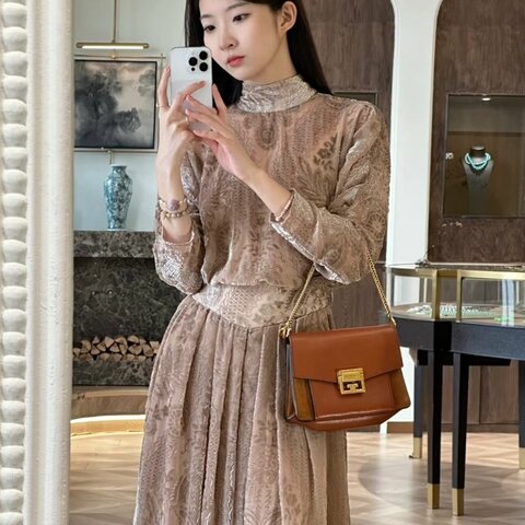 ️GIVENCHY 焦糖色金扣 麂皮拼皮肩背鏈條包 21.5*15*8 98新配件塵袋吊牌購證