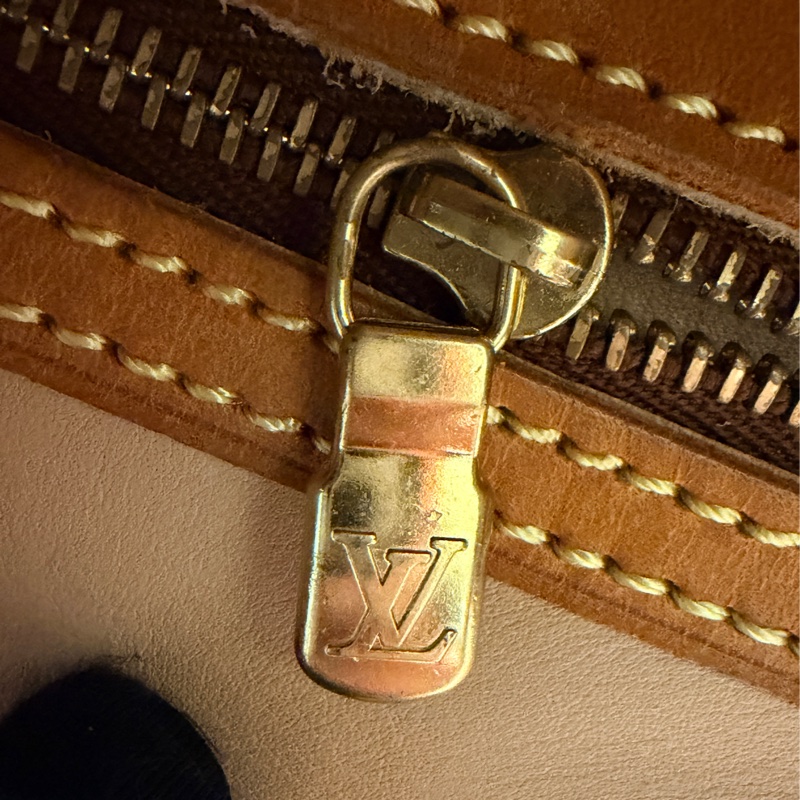 Louis Vuitton Monogram Petit Bucket 水桶包-2