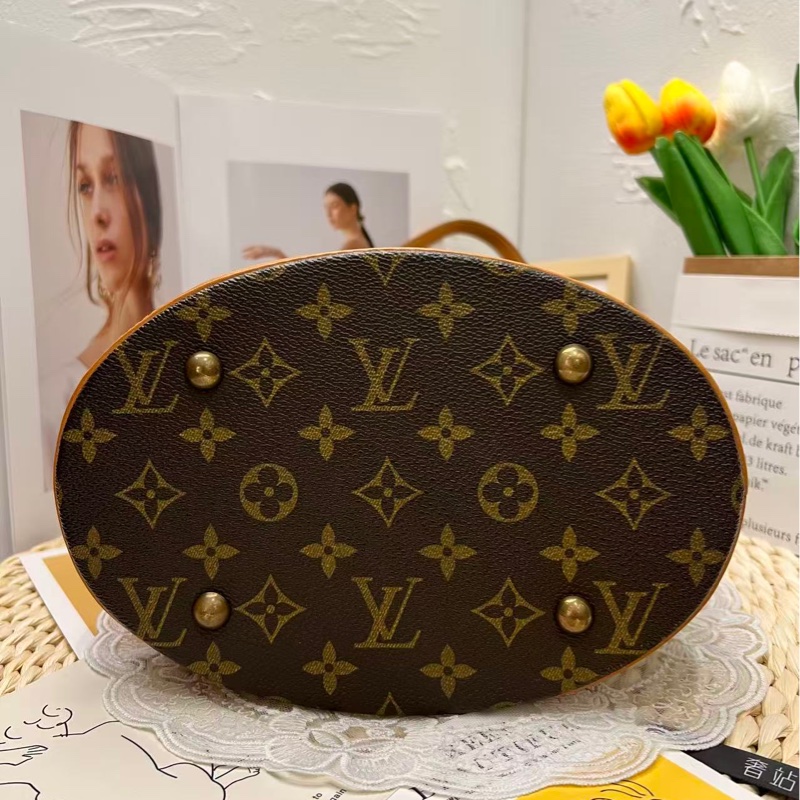 Louis Vuitton Monogram Petit Bucket 水桶包-4