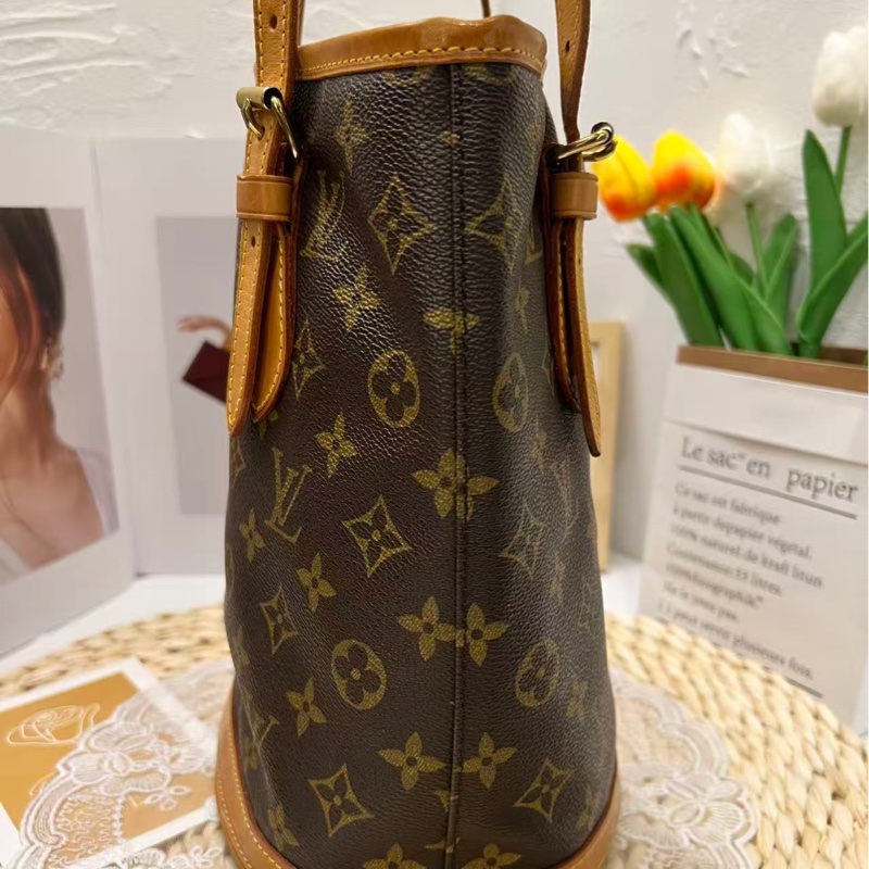 Louis Vuitton Monogram Petit Bucket 水桶包-11