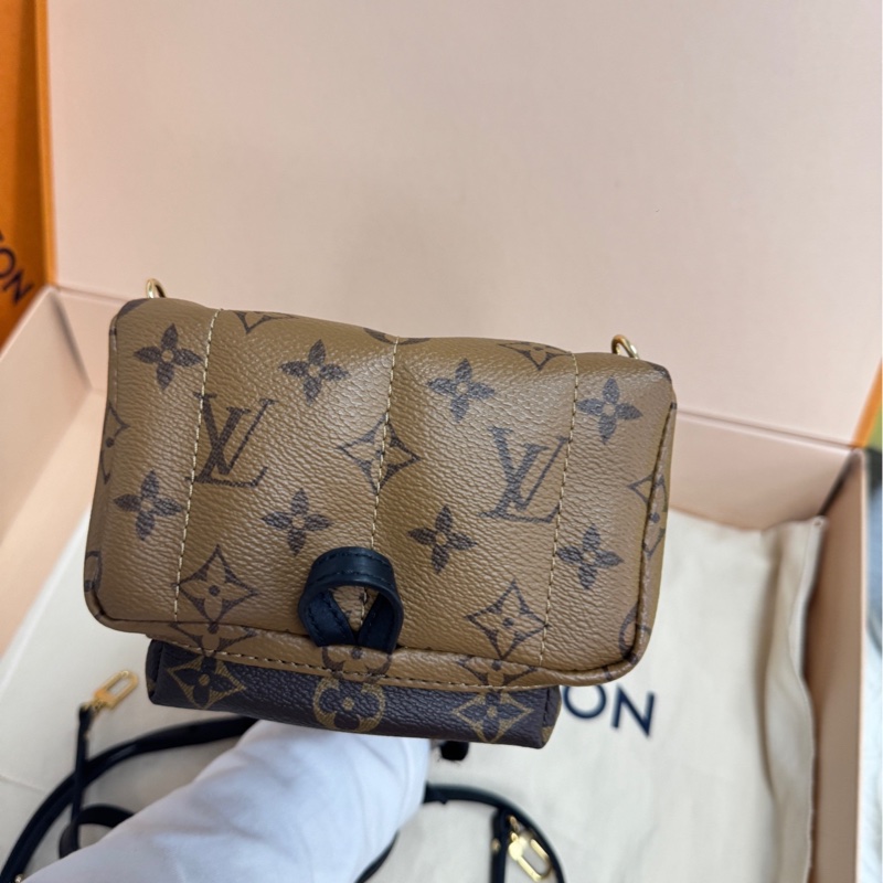 全新❤️Lv 路易威登 新款齙牙焦糖拼色老花plam springs mini小書包-4