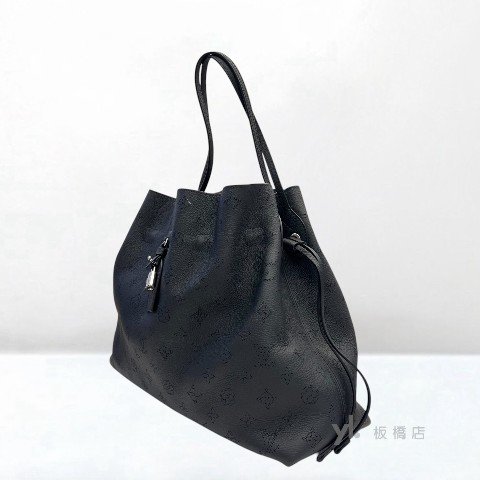 Y2023-LV Boundless黑牛皮雷射洞洞托特包M13179-2