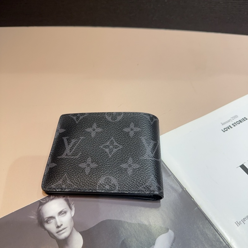 Lv 黑灰原花Slender對開8卡短夾-1