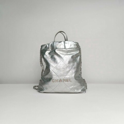 CHANEL 22Bag帶手柄雙肩包小號銀色牛皮晶片銀扣肩背包