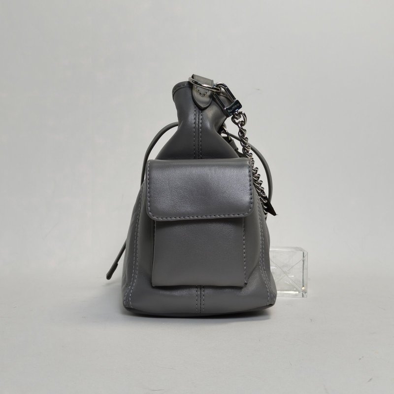 LOUIS VUITTON CARRYALLCargo小號灰色羊皮銀扣晶片肩背包-1
