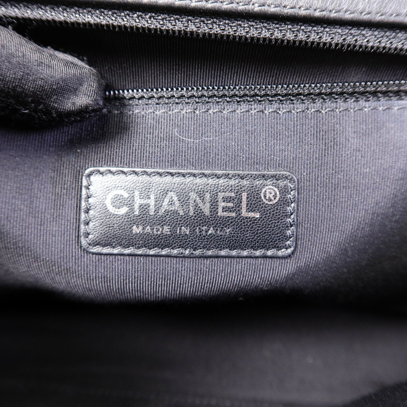 CHANEL 漆皮皮革Boy 28鏈帶肩背袋-5