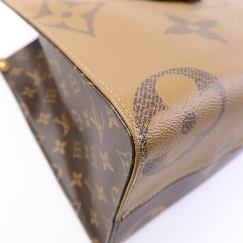 LOUIS VUITTON Monogram Giant On The Go MM手挽袋-12