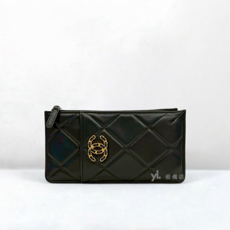 S5039-CHANEL 19黑羊皮一字拉鍊卡夾包AP1182-1