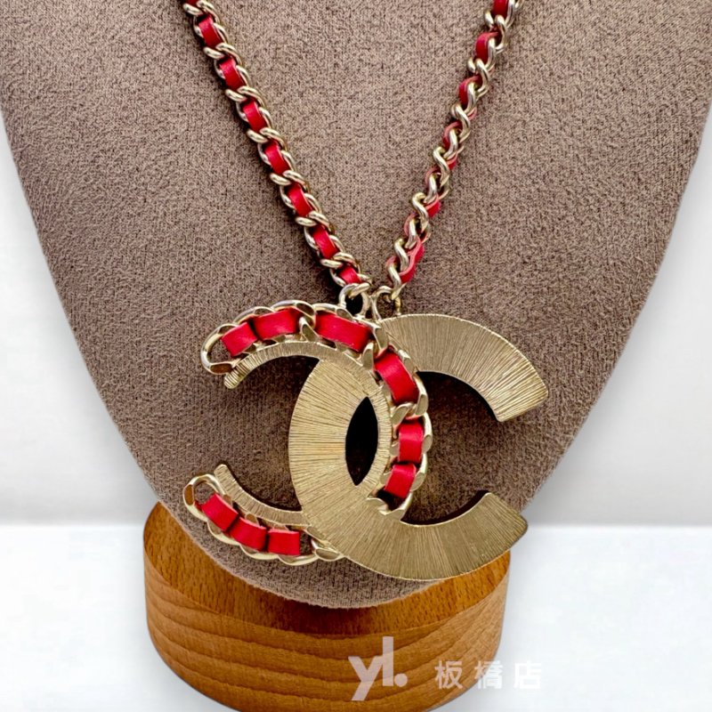 S5028-CHANEL 桃粉皮穿鍊雙C珍珠短項鍊AB0124-4