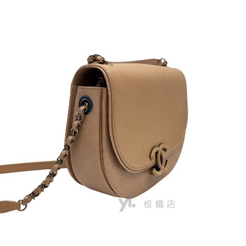 Y1903-Chanel Coco Curve泰奶色羊皮金扣下蓋手提肩背包A93461-2