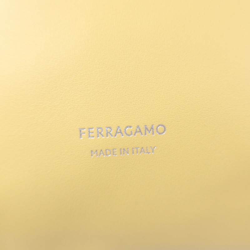 Salvatore Ferragamo 牛皮皮革Debossed Cut-Out Hobo肩背袋-13