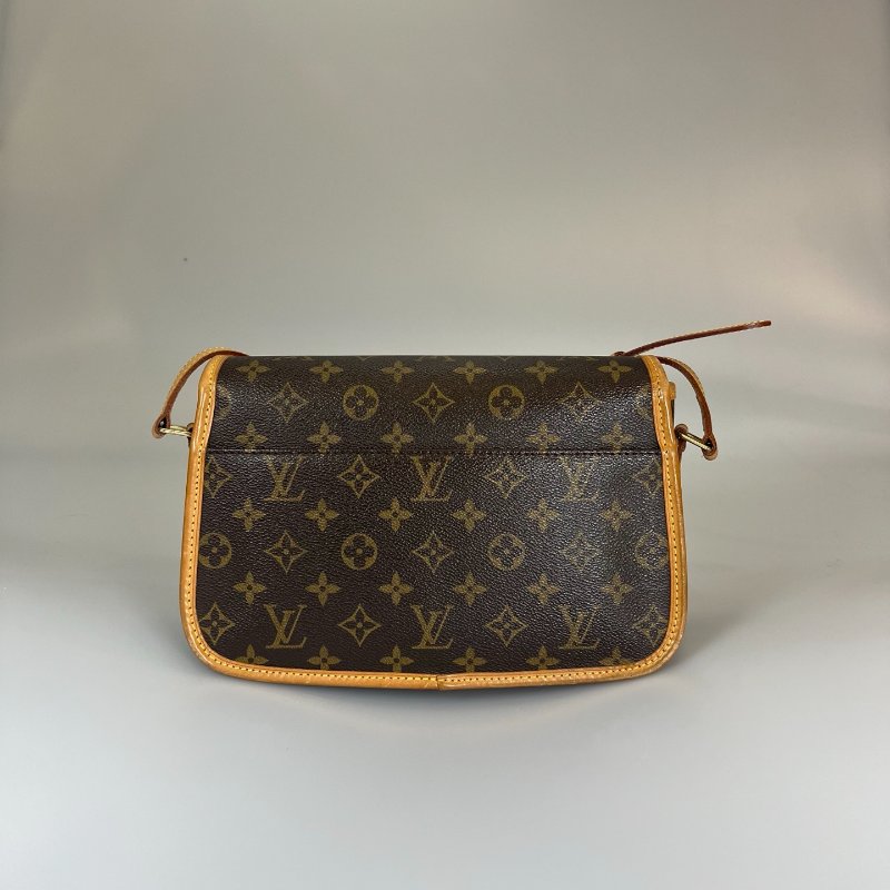 LV M42250  老花法棍包-1