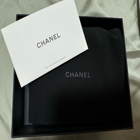 Chanel 卡包