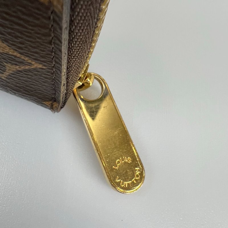 LV M4189 紫紅老花ㄇ字拉鍊長夾-12