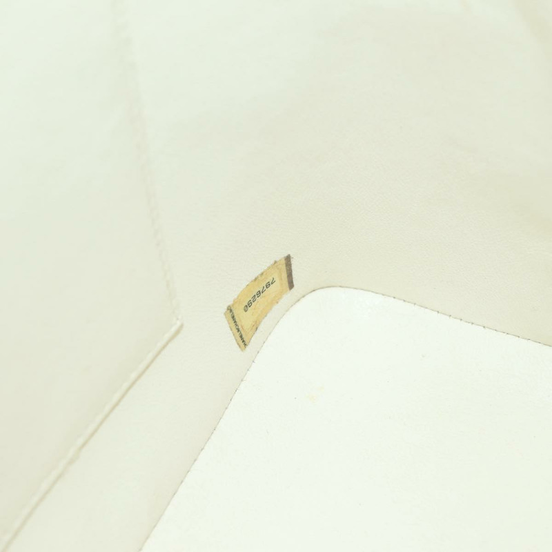 【日本直送】香奈兒 (CHANEL) Matelasse Reprint 托特包，魚子醬紋白金雙C標誌，貨號 175127V-11