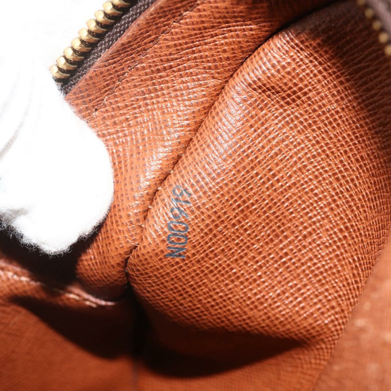 【日本直送】路易威登 Monogram Blois 肩背包 M51221 LV 正品 ep14391A-11
