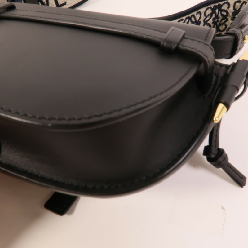 LOEWE 牛皮皮革Mini Gate肩背袋-14