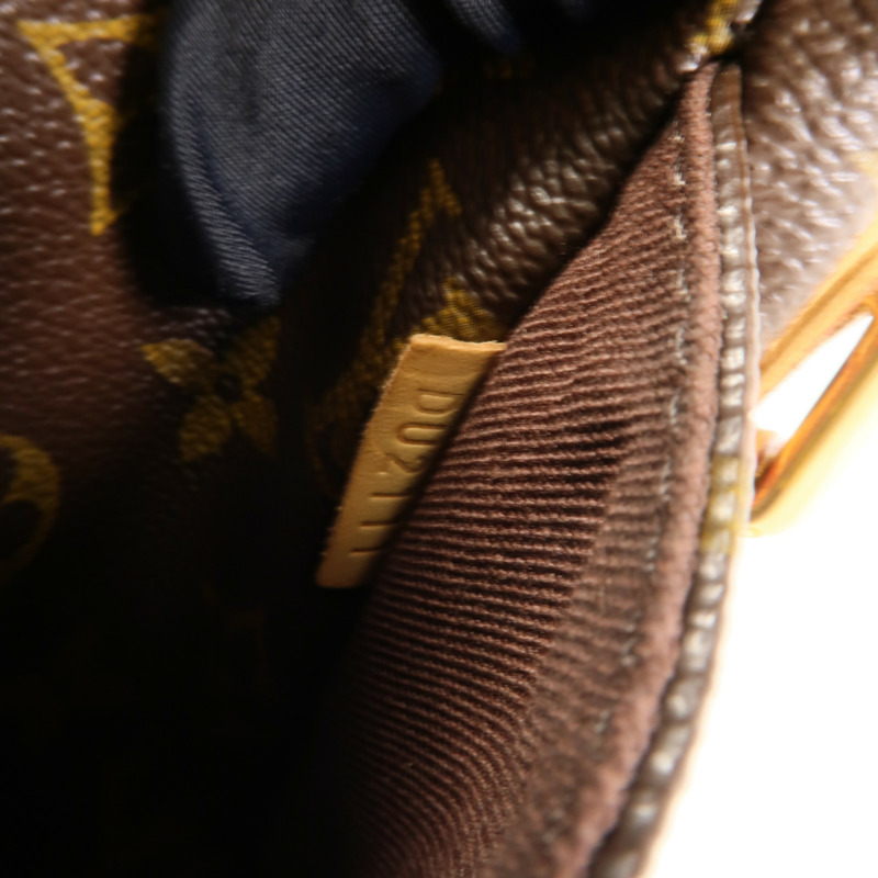 LOUIS VUITTON Monogram Menilmonant PM肩背袋-9